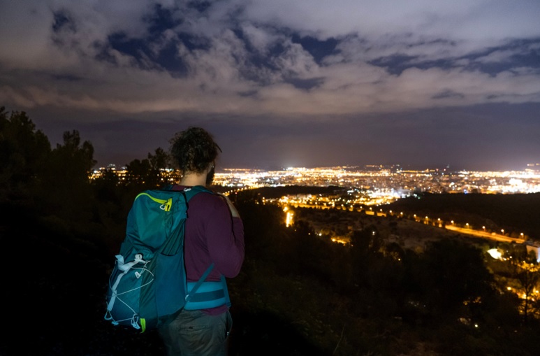 Solo Backpacking Trip: 5 Tips on How to Keep Yourself Entertained After ... - Solo Backpacking Trip